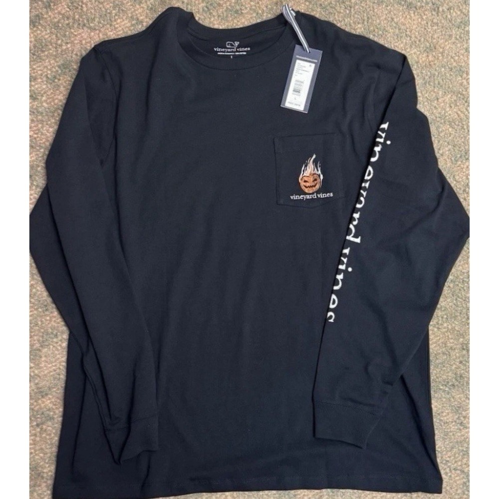 Vineyard Vines Black Halloween Long Sleeve Headless Horseman NWT LARGE - Picture 4 of 6